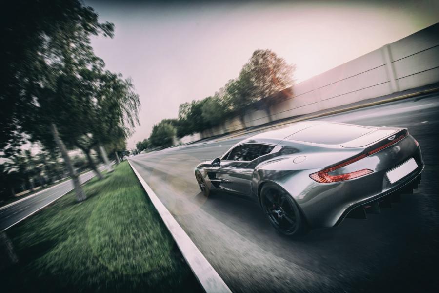  Aston Martin One-77 by Q 2011 года  (фото 6 из 44)